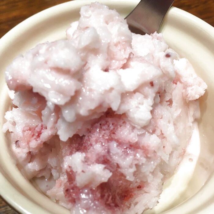 カスピ海ヨーグルトで簡単❣️フローズンストロベリー🍓アイス🍨が出来ちゃう
