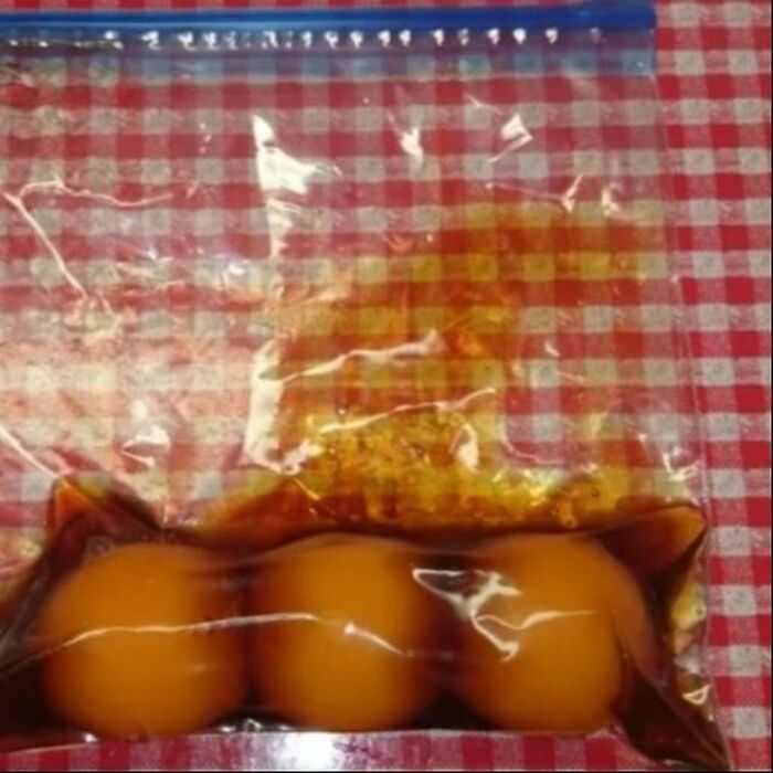 卵黄は→めんつゆ&みりん漬けに♪