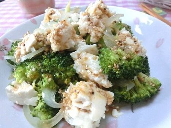 ひと工夫で劇的に美味しくなる☆ ブロッコリーと豆腐のサラダ