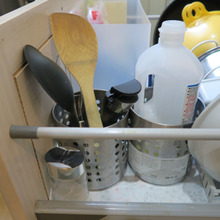 コンロ下の引き出しは高さを有効活用!