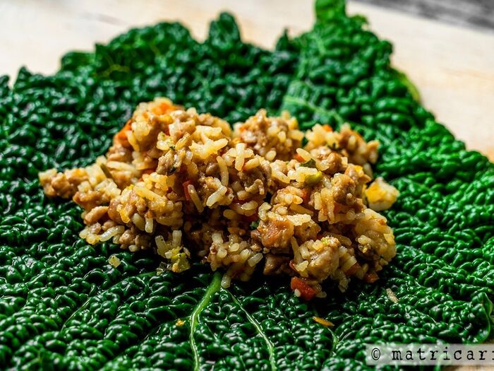 おいしさのポイント「バスマティライス」を加える