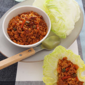 冷凍食品アレンジで満足ランチ!「肉めしのレタス包み」