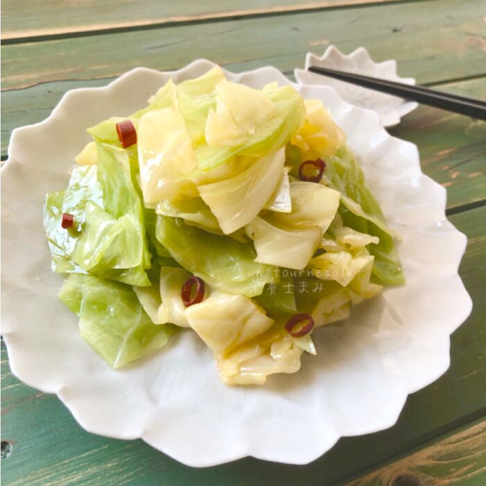 あと1品欲しい時に加熱して和えるだけ‼ストレス解消に☆キャベツのピリ辛南蛮酢和え