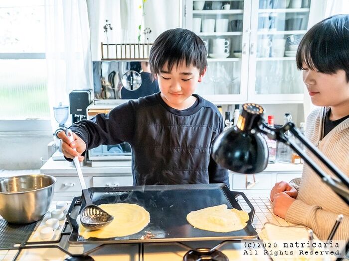 大きく手分厚い鉄板があれば、いろんなものが作りやすいっ!