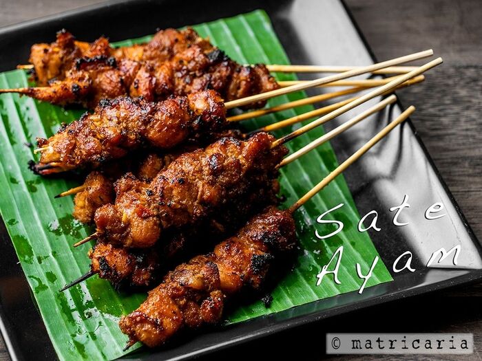 バリ風サテも、炭火の香りとほどよい焦げ感でおいしさMAX!!!