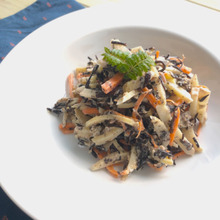 【レンジ加熱で下味】ストレス解消‼ひじきとタケノコのごまツナサラダ