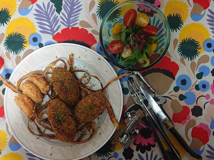 チーズがとろぉ~り♪ローマ風ライスコロッケ「スップリ」(Suppli)