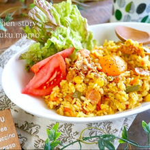 フライパンで作る♪カレーピラフ(チョリソー入り)
