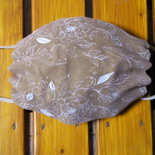 ♡手作りレースマスク♡手縫いマスク♡「無地のはぎれ」のリメイク生地で…(不要ストッキング活用法)