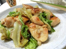 しっとりやわらかヤバうま♪ 鶏むねとレタスのオイスター炒め