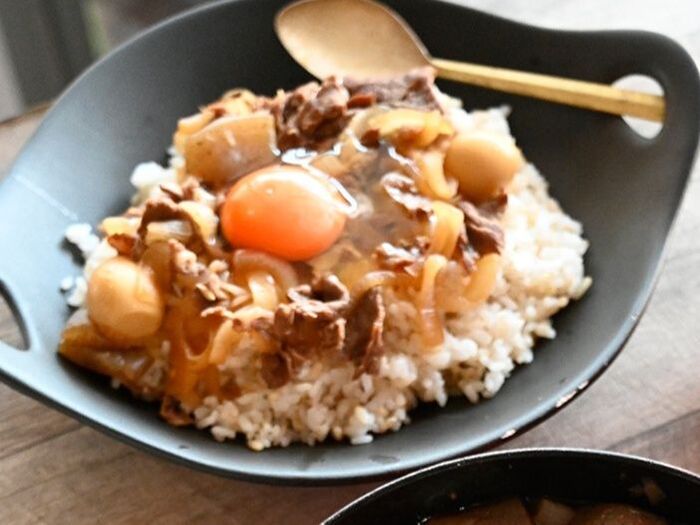 ごはんにたっぷりとのっけてどうぞ。