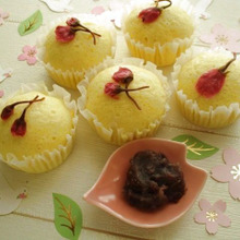 GWに親子で作ろう♡初心者さんでも失敗なし♡桜の花蒸しパン 粒餡添え♪