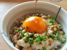 絶品!超簡単 ひと手間で変わる我が家の納豆卵ご飯の美味しい食べ方
