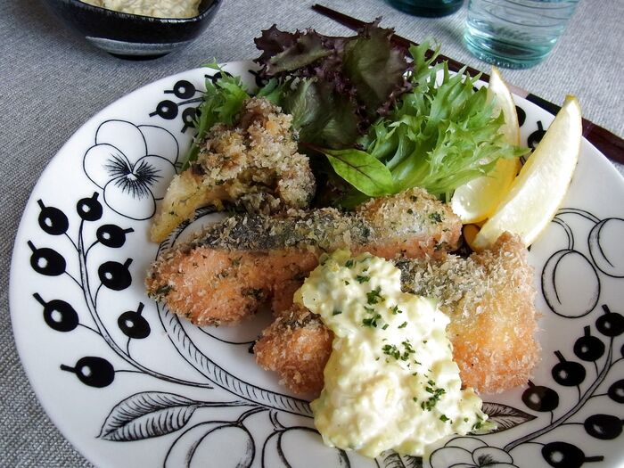 ご飯のおかずビール🍺にも♪揚げたてサーモン・フライ