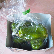 材料費0円シリーズ。冷蔵庫の野菜室を空き箱で見やすくしました