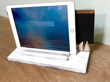 廃材で角度調整できるiPad置き場(zoomオンラインレッスンに使える)
