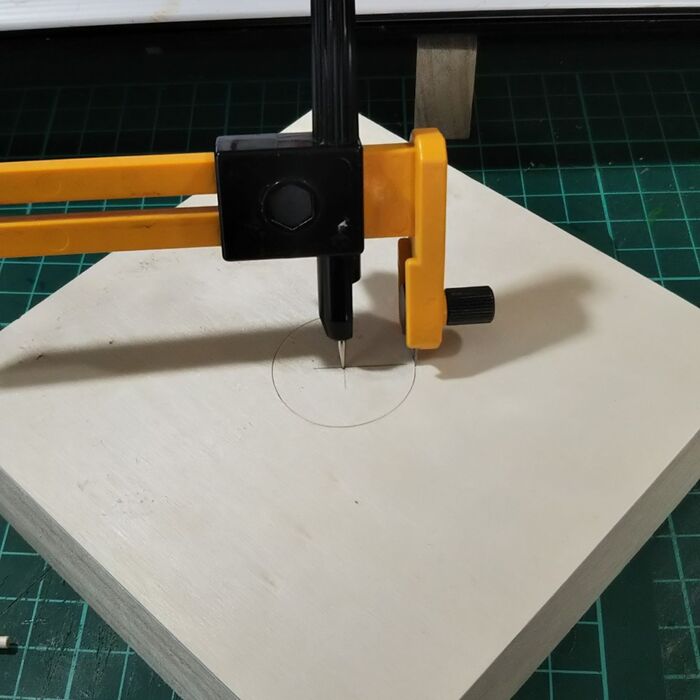 穴加工。