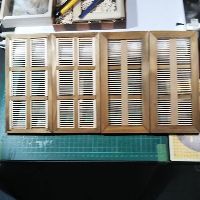 4枚貼り付け完了。