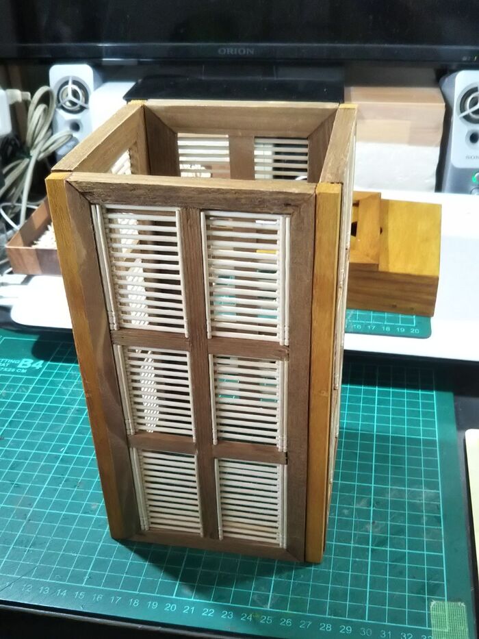 本体枠組立完了。