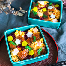 パッと華やぐアイテムに♪ まさかのアレ!?をお花にアレンジ!