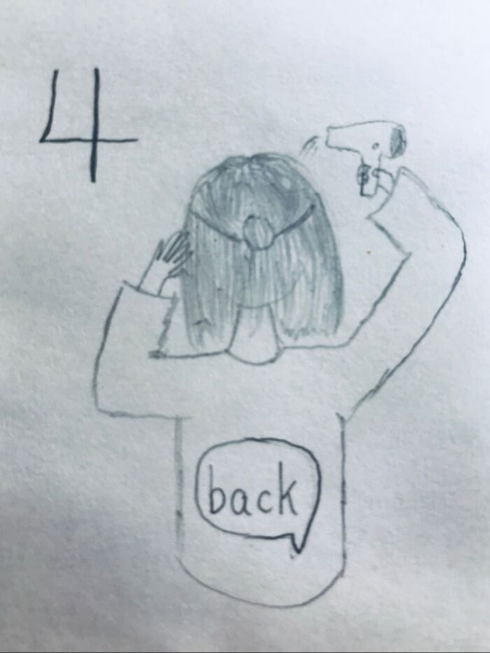 4.髪を上下に分ける