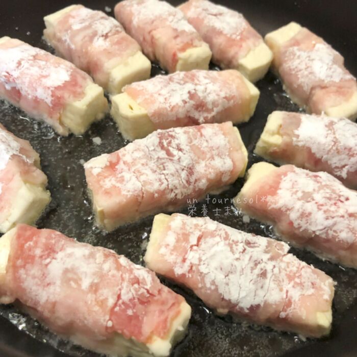 ④全体に焼き目がつくようにひっくり返しながら