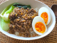 【作り置きでおうち時間楽チン‼】血流改善☆合い挽き肉で魯肉飯(ルーローハン)