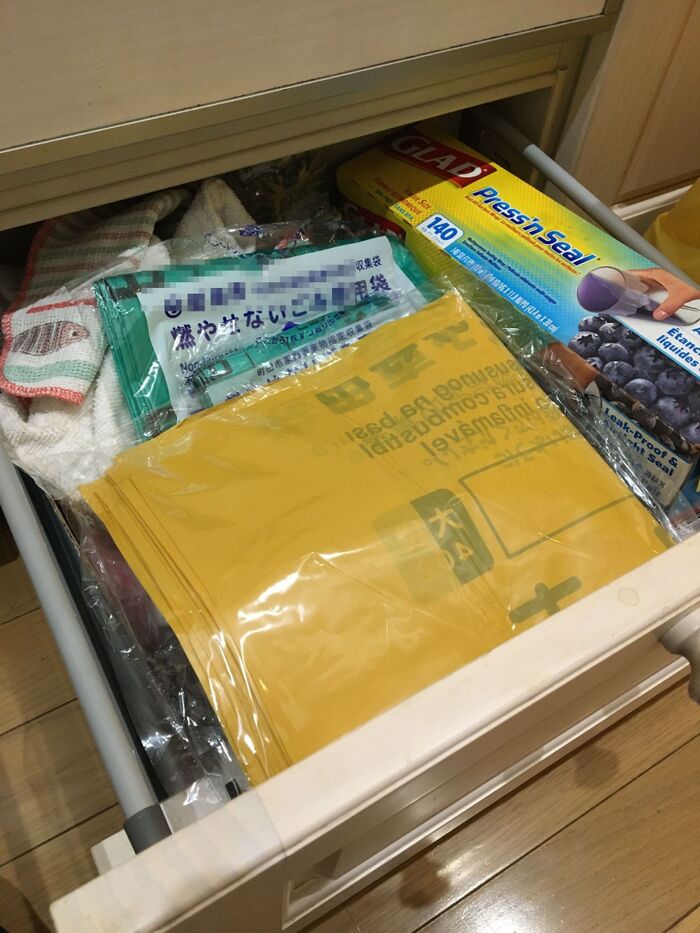 仕切りなしゆえのカオス