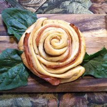 ♡大きな薔薇ベーコンパン♡