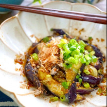 レンチン2分!焼き肉のたれで『ナスの薬味たっぷり♪ピリ辛おつまみ』