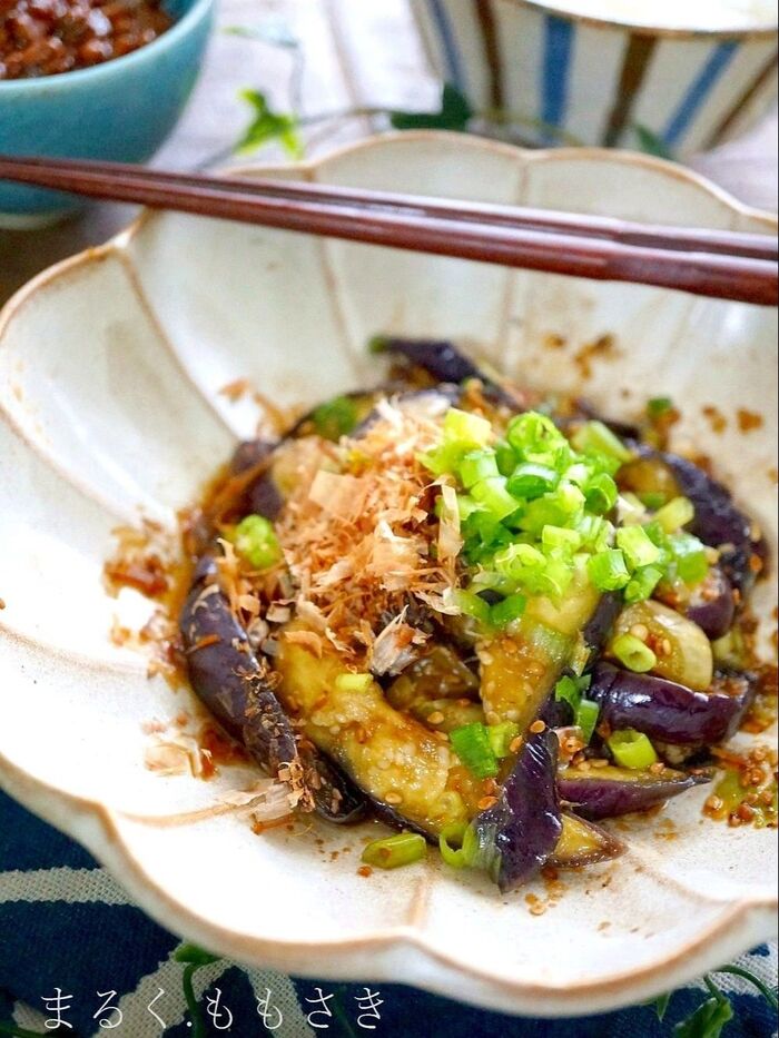 レンチン2分!焼き肉のたれで『ナスの薬味たっぷり♪ピリ辛おつまみ』