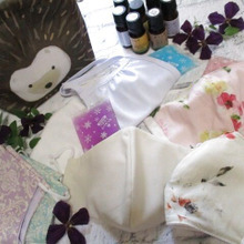 ≪開けると気分上がる≫冷やしマスクはじめました≪ひんやり感持続♡持ち運び可能!アロマ厳選2点効能紹介