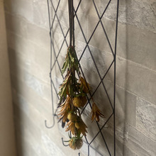 【ダイソー】簡単に作れちゃう!インテリアに馴染む壁かけ