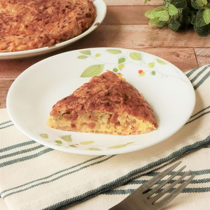 もやしと納豆のオムレツ