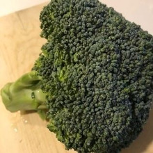 味付け無しの蒸し焼きブロッコリー