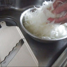 スライスたまねぎだしで極上のスープ!