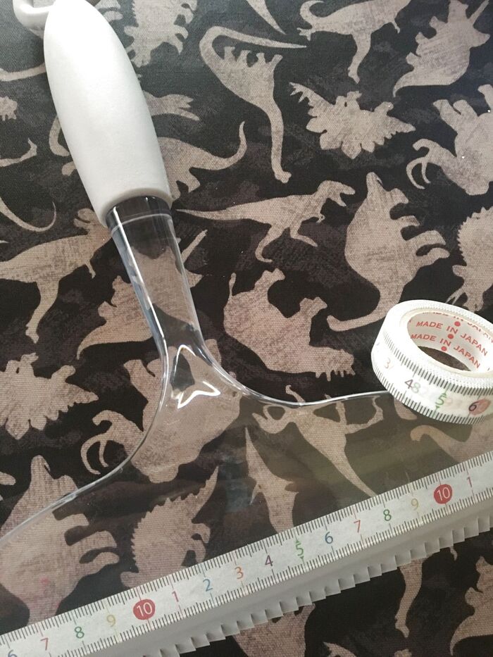 マステで簡単、埃取り用スクイージー