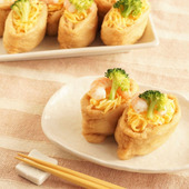 便利な野菜だし使用♪【いなり寿司(海老のせ)】