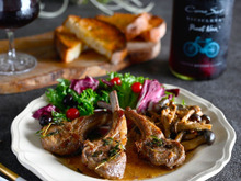 ラム肉の焼き方&きのことチーズのバルサミコ醤油ソテー添え【30分以内メイン】