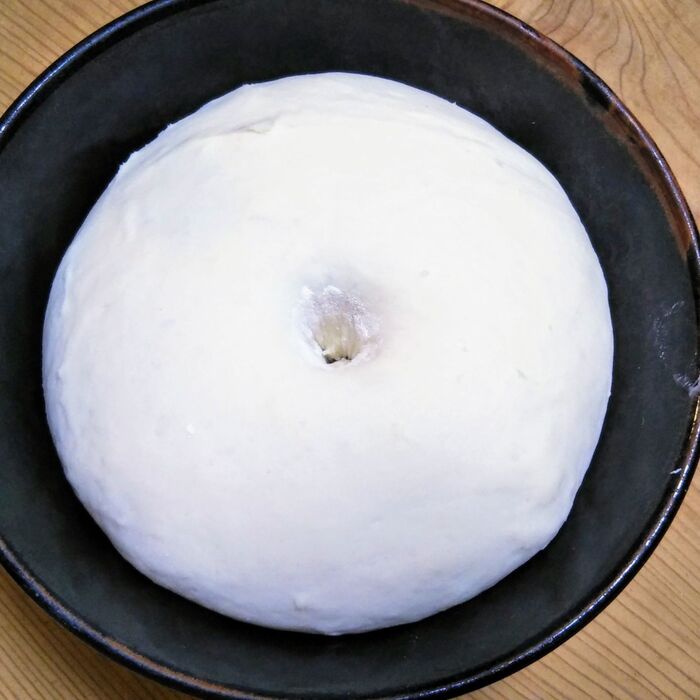 ④手順③にラップをして200Wで30秒電子レンジ⇒ラップを外し、オーブン発酵30〜40分(一次発酵)