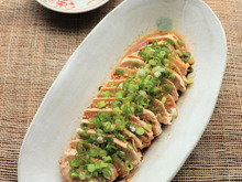 サラダチキンと焼肉のタレで簡単!本格よだれ鶏