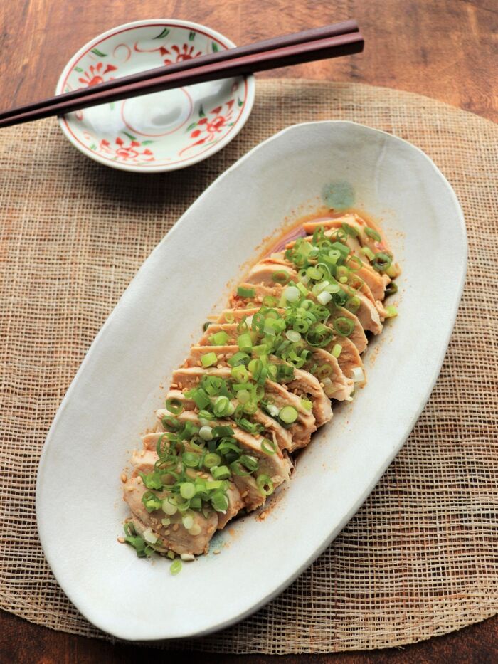 サラダチキンと焼肉のタレで簡単!本格よだれ鶏