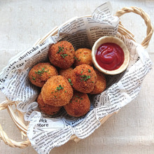 可愛いコロコロミニコロッケ(揚げ焼き)