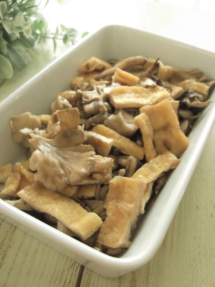 【材料2つ♪】レンジでさっぱり!お弁当にも便利な 舞茸と薄揚げの甘酢煮