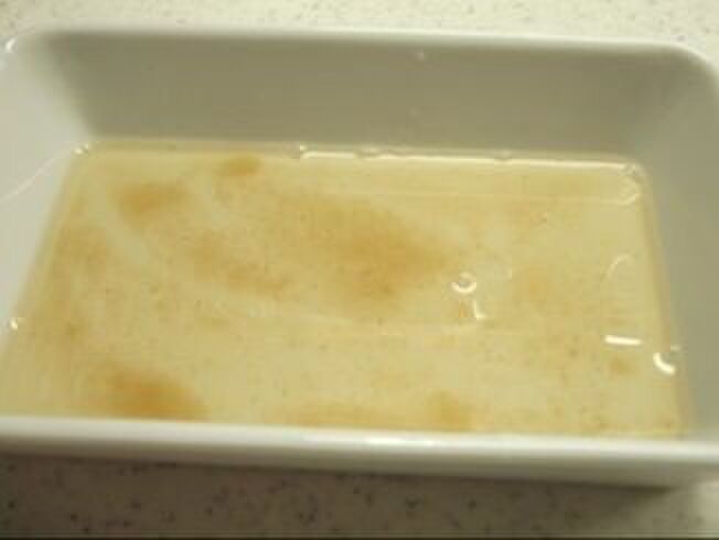 調味料を耐熱容器に入れて