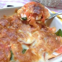 調味料不要で失敗知らず☆ うま味がすごい♪ 鮭とトマトのチーズ焼き