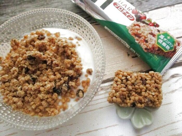 【コロナ太りに!旅先でも!思いがけない栄養も摂れちゃう】プロテイングラノーラヨーグルト♪