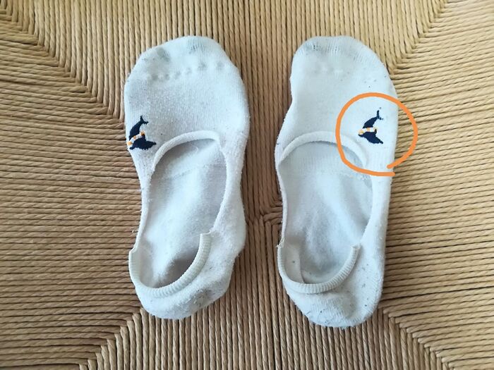 靴下を切り取る