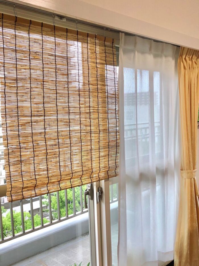 カーテンと一緒にかけられて便利♪ダイソー100円すだれ