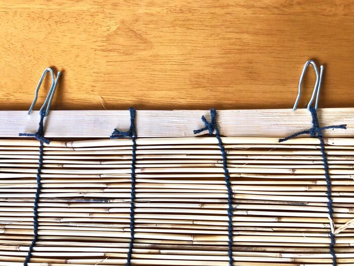 カーテンフックを引っかける♪